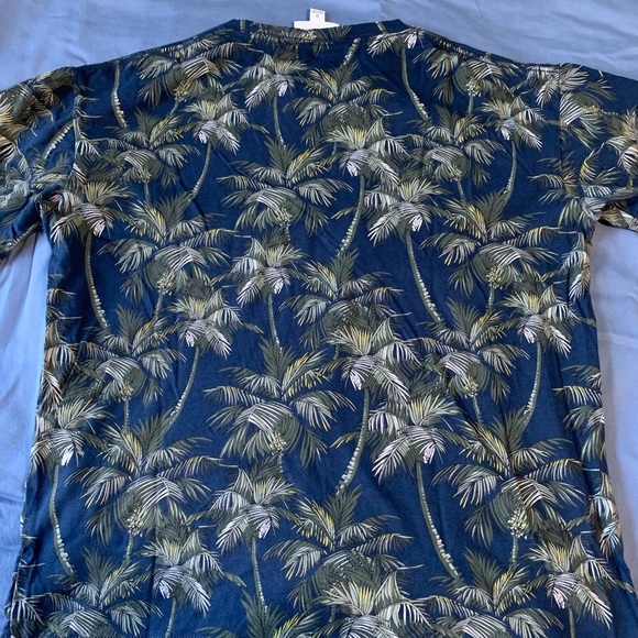 Frank & Oak Tee - Picture 4 of 4